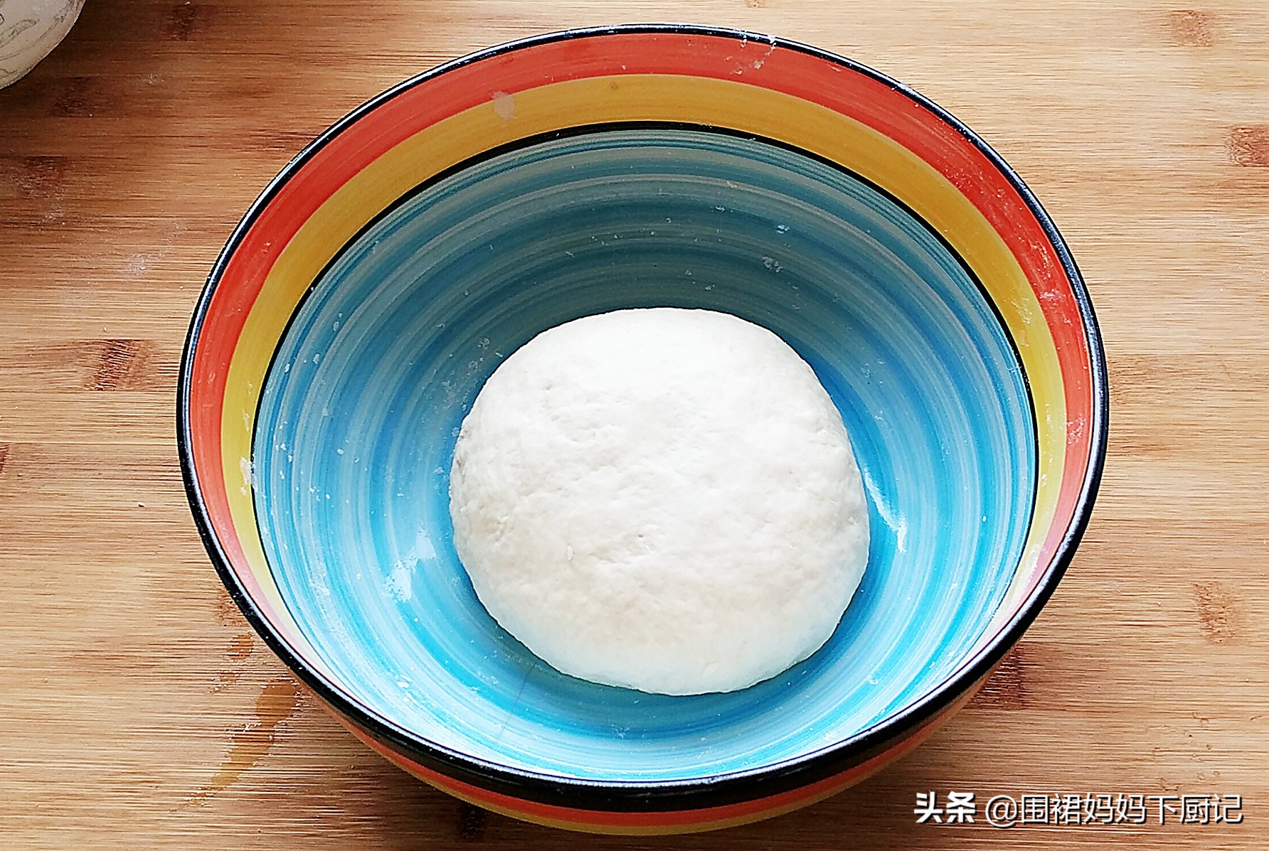 喜欢吃水煎包做不好？注意这2点，做出包子焦香酥脆、蓬松喧软