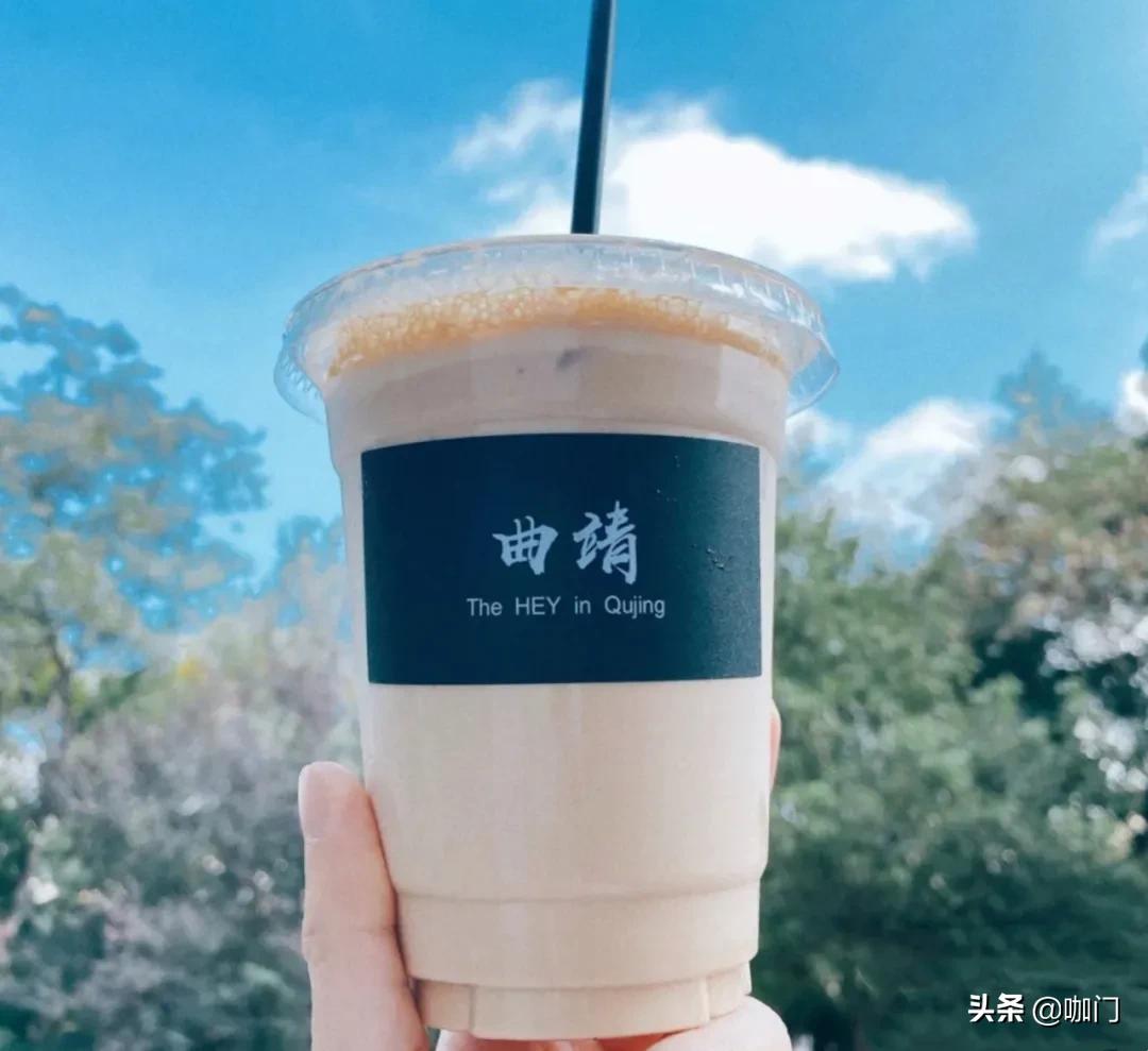 日出200+杯、运营千人粉丝群，2个人就够了