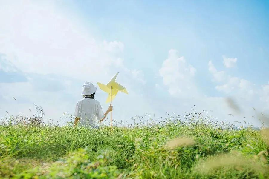 40岁蔡依林晒瑜伽照身材宛如少女:身材好的女人,自带光芒