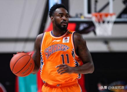 郭昊文33分,郭昊文换王哲林