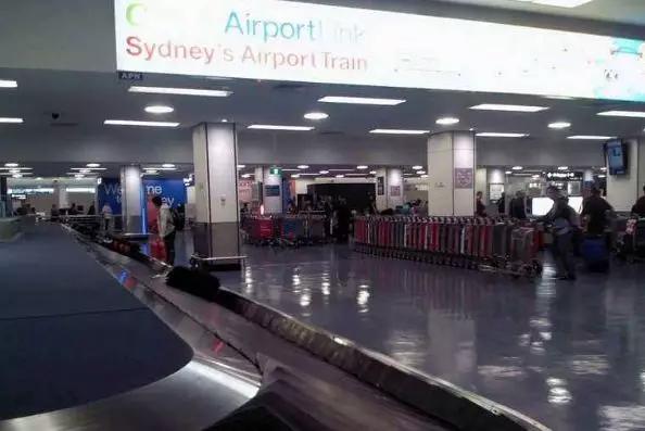 爱马仕拍卖会现场,悉尼最新拍卖消息