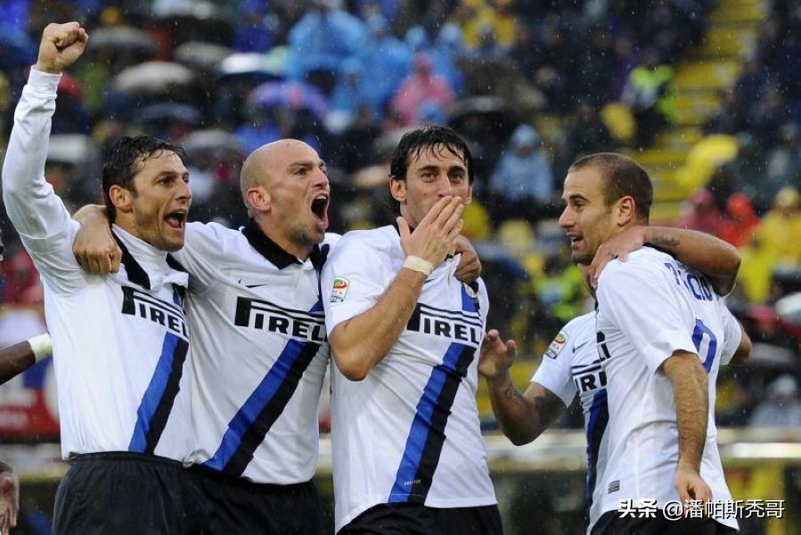 他是被低估的中场大师，被皇马埋没多年，却让巅峰梅西徒呼奈何