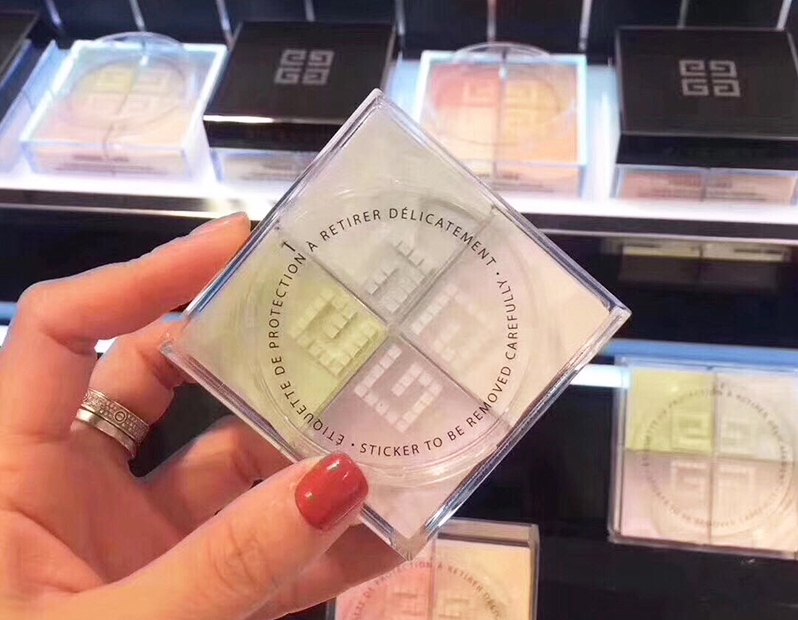 这才是美妆达人都爱用的化妆品，纪梵希很耐打，YSL上脸显高级