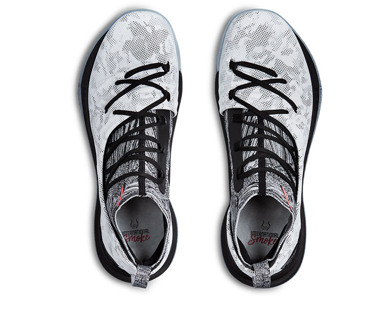 以妻子的事业命名，库里UA战靴Curry5发布新配色，现已市售！