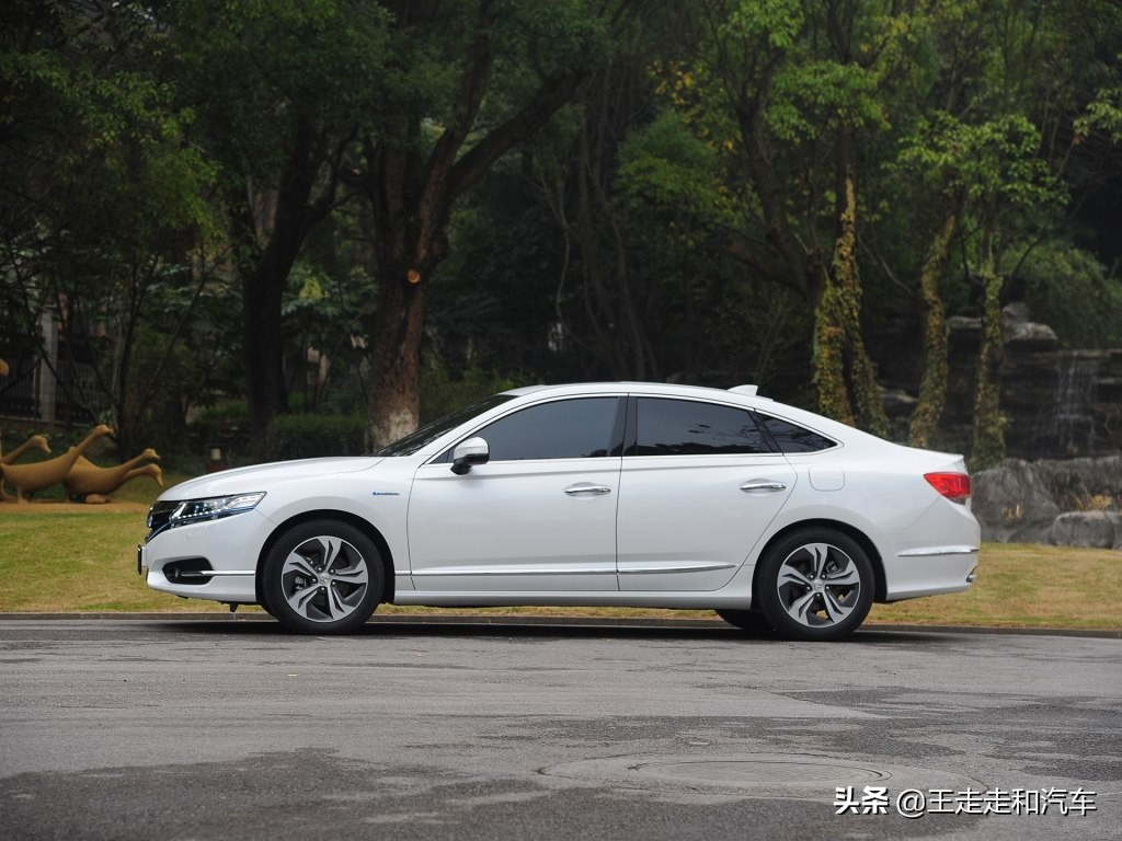 本田思铂睿自吸最后的绝唱,自然吸气的雅阁和凯美瑞