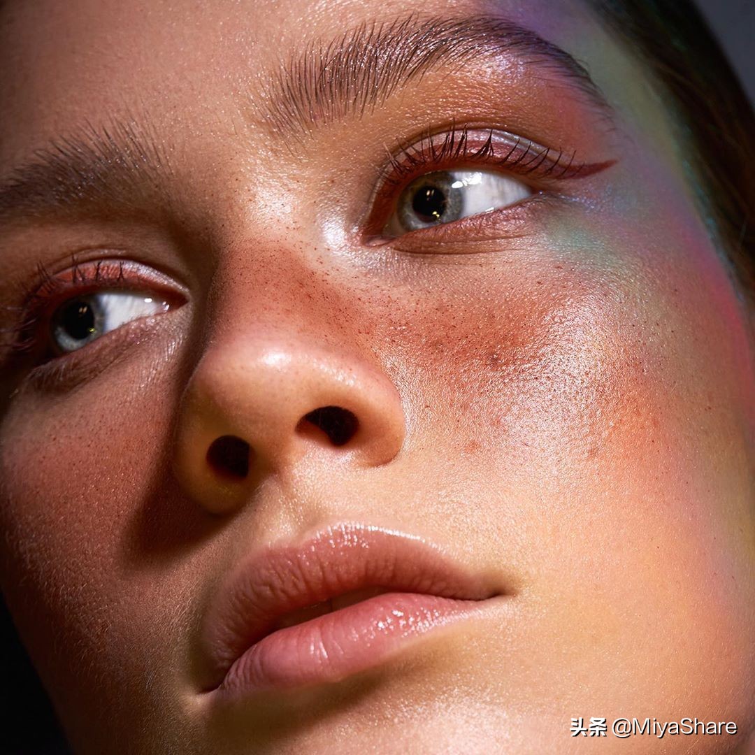 颐莲颜活玻尿酸精华,颐莲玻尿酸精华液老国货