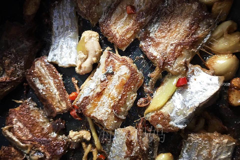 爱吃煎带鱼怎样煎出美味的带鱼,带鱼这么做比香煎带鱼好吃百倍