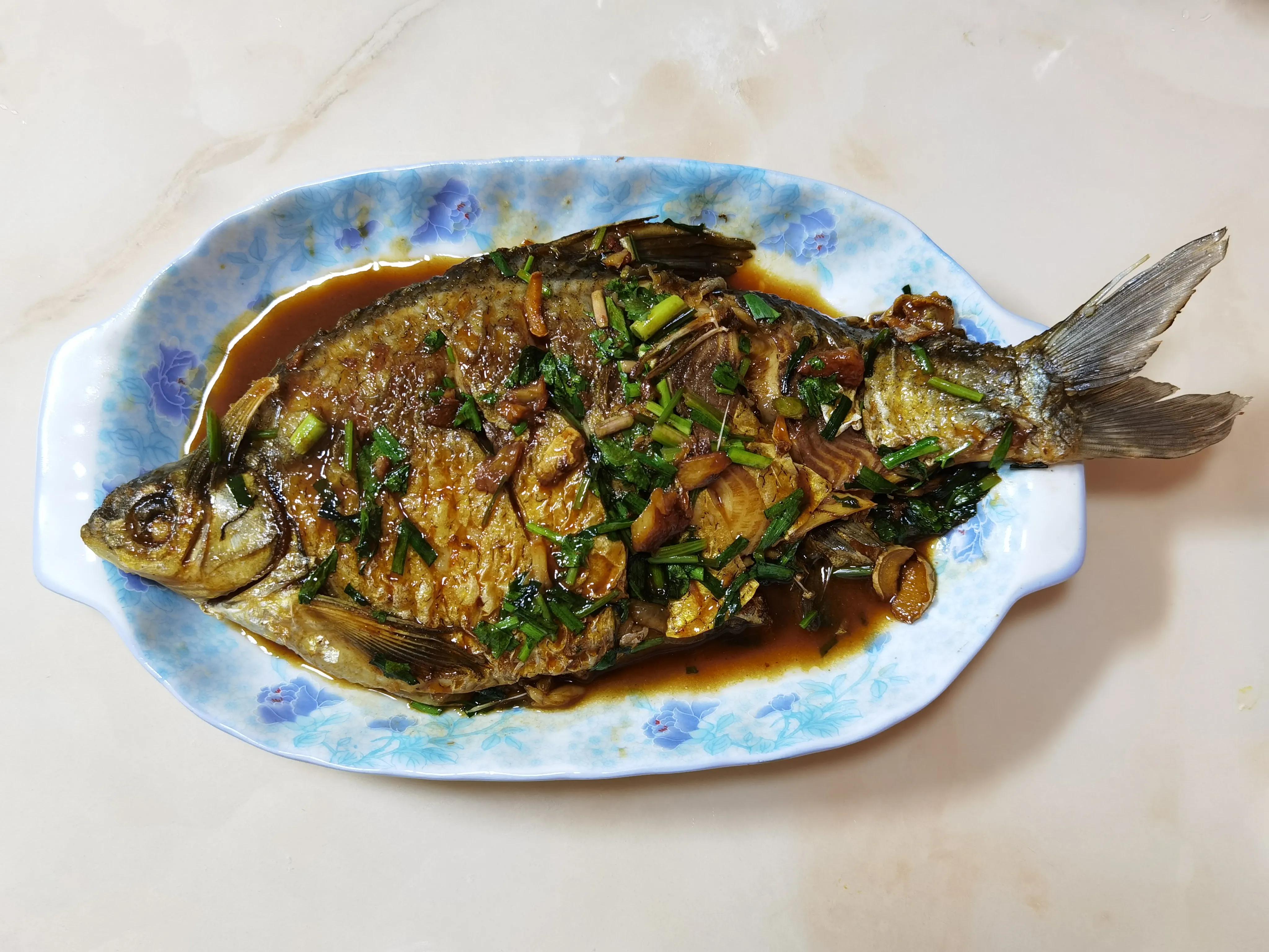 家常红烧羊肉的做法,家常红烧扁鱼