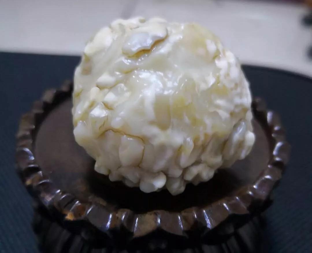 起步价5位数，究竟是什么样的石头，让那么多人冒死去捡