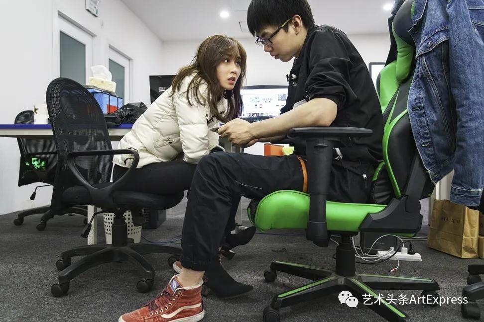 网红女主播恋爱,女主播以谈恋爱的名义要钱