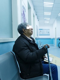 反流性食管炎引起的咽喉疼怎么办,反流性食管炎导致的喉咙疼怎么办