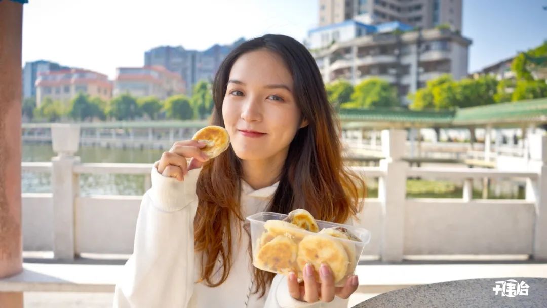 广州花都狮岭市场手工绿豆饼,澳门何妈绿豆饼广州花都店