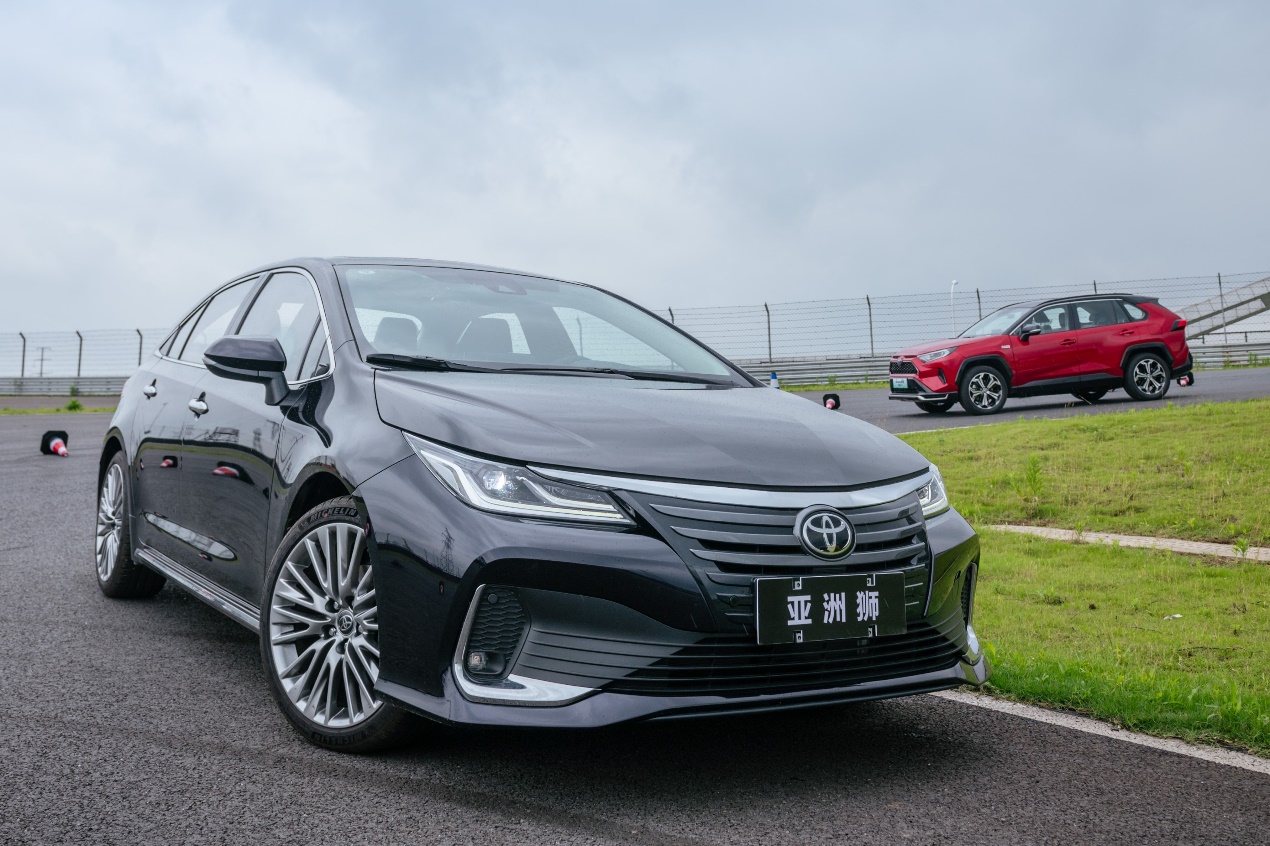 丰田亚洲狮豪华版优缺点,丰田亚洲狮优缺点