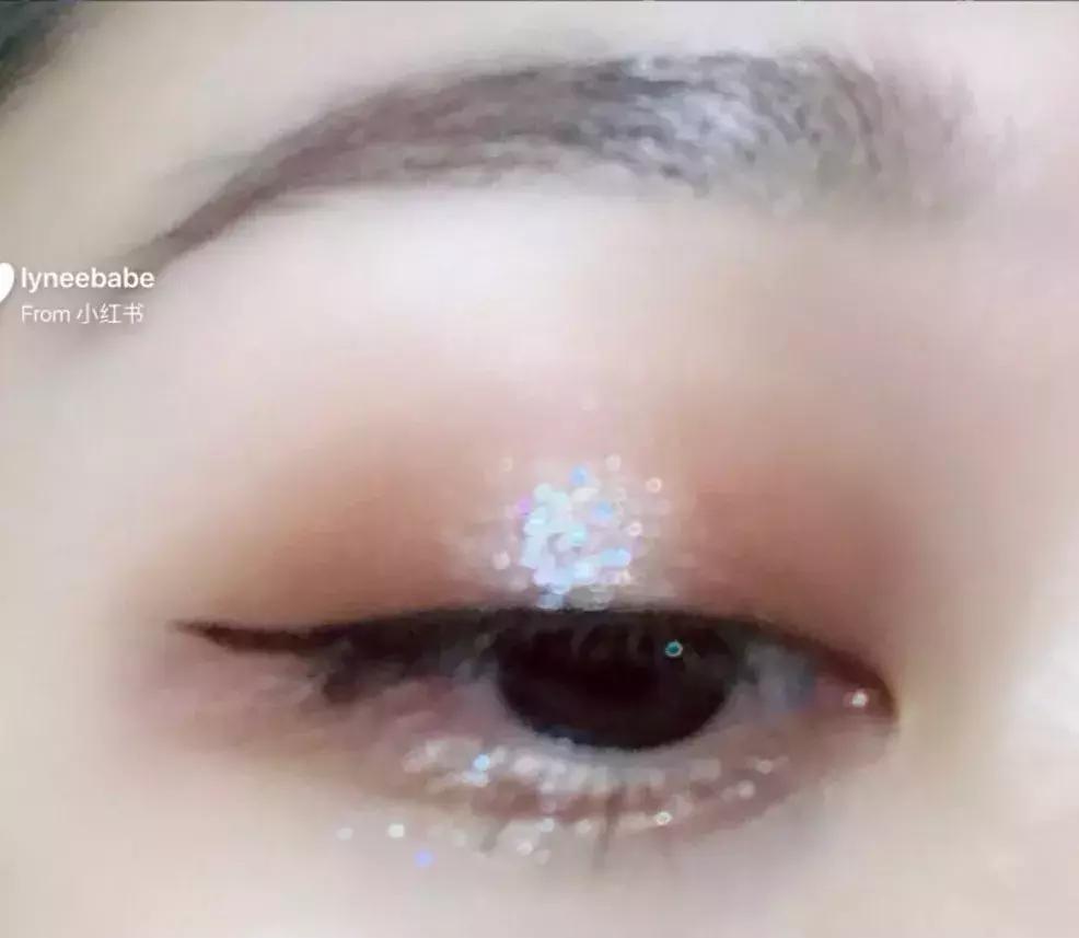 遮瑕高光口红眼影一共多少钱,高光眼影口红推荐