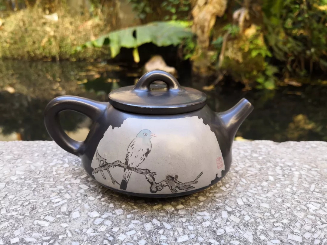 紫陶壶怎么鉴别是纯手工,如何鉴别紫陶壶好坏