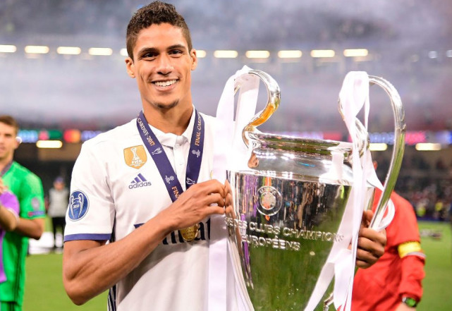 足坛第一后卫范迪克,范迪克最佳球员排名