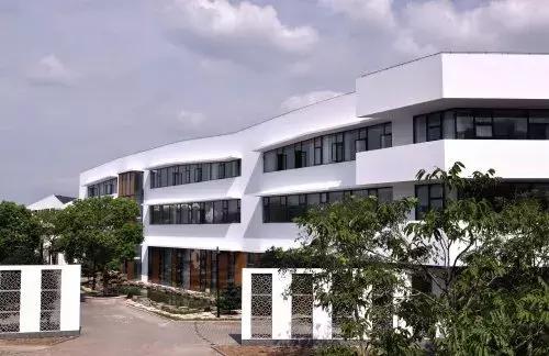 苏州新区实验中学高中有几个校区,苏州新区实验初级中学锦峰路校区