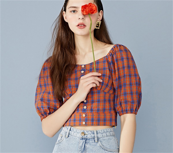 运动女装品牌夏季新款 (戈蔓婷女装夏季简约风怎么穿)