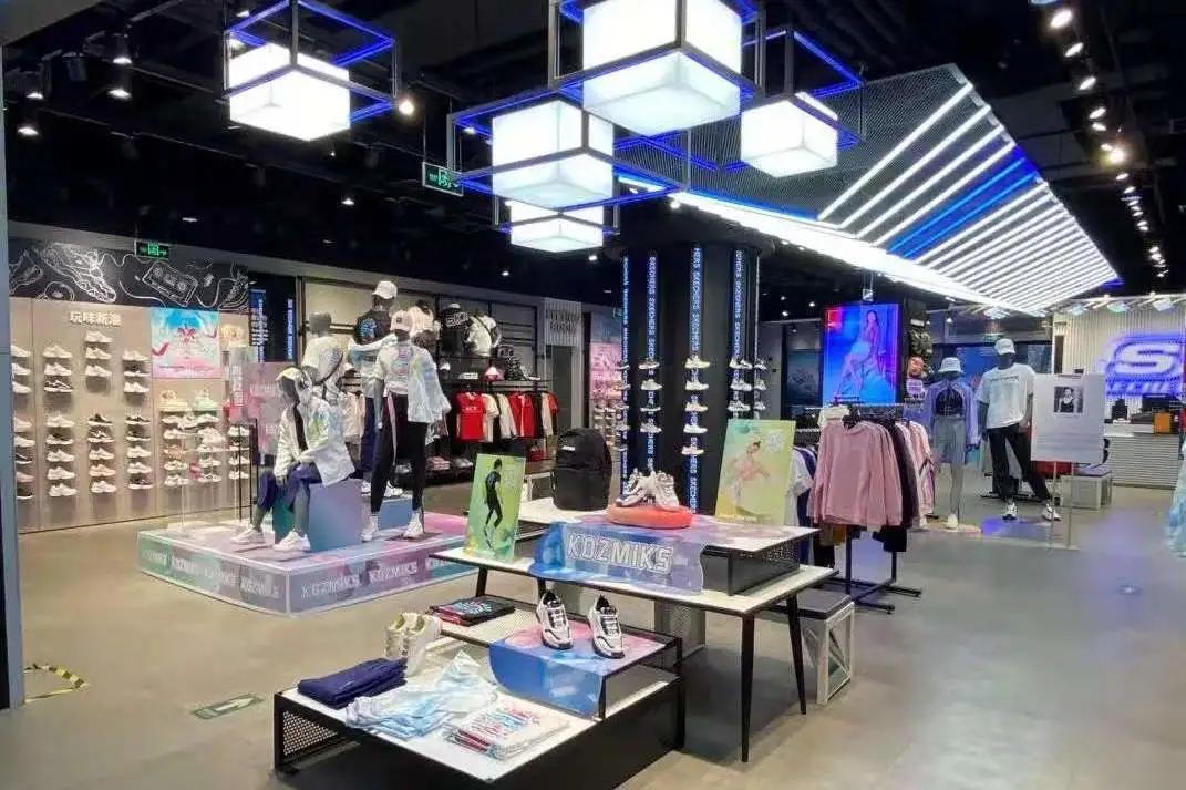 屁屁猩拍了拍你，并递出一张50团100代金券