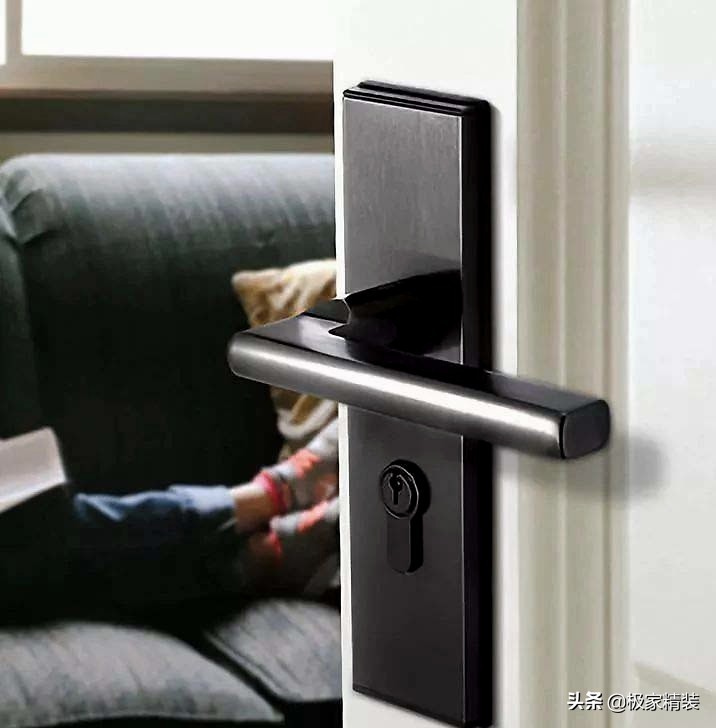 防盗门选盼盼好还是德盾好,防盗门选哪个牌子性价比高