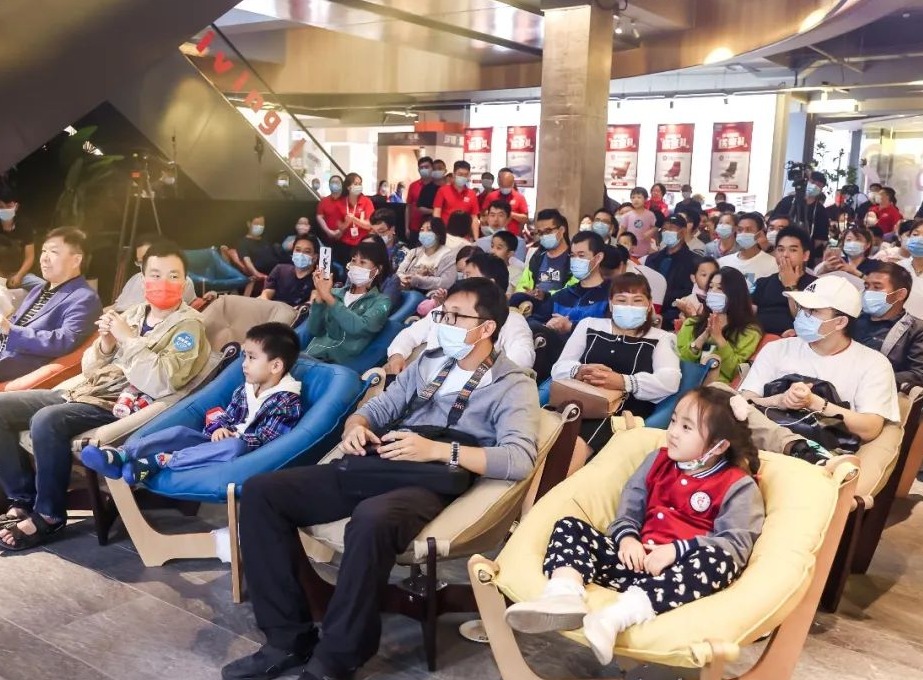 曲美家具看得见的高品质,曲美家居新中式家具