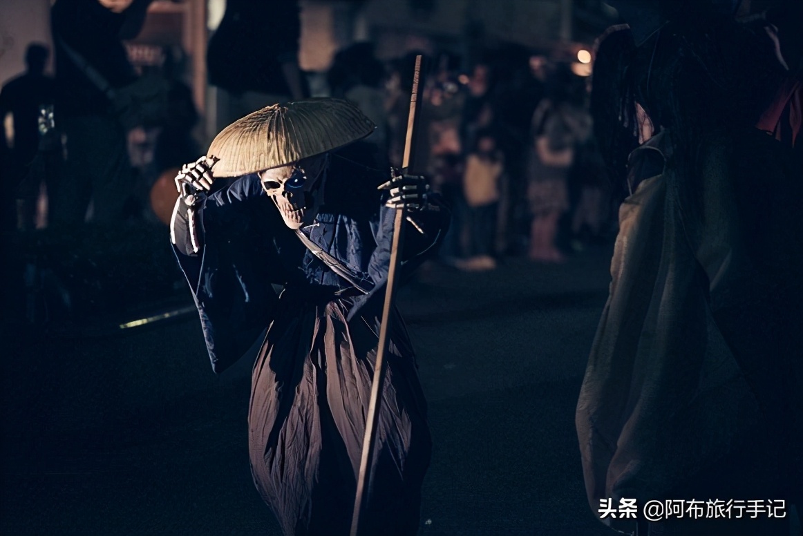 日本涩谷万圣节旅游攻略,日本东京高楼看涩谷万圣节盛况