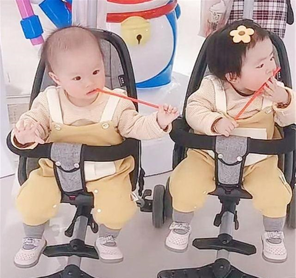 新生宝宝头发少怎么办,新生儿头发像秃顶啥原因