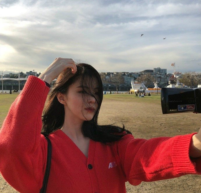 她因做“小三”一夜成名，但大家对她恨不起来，全因为漂亮会穿