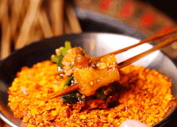 这店刚来，就要请全北京吃烧烤