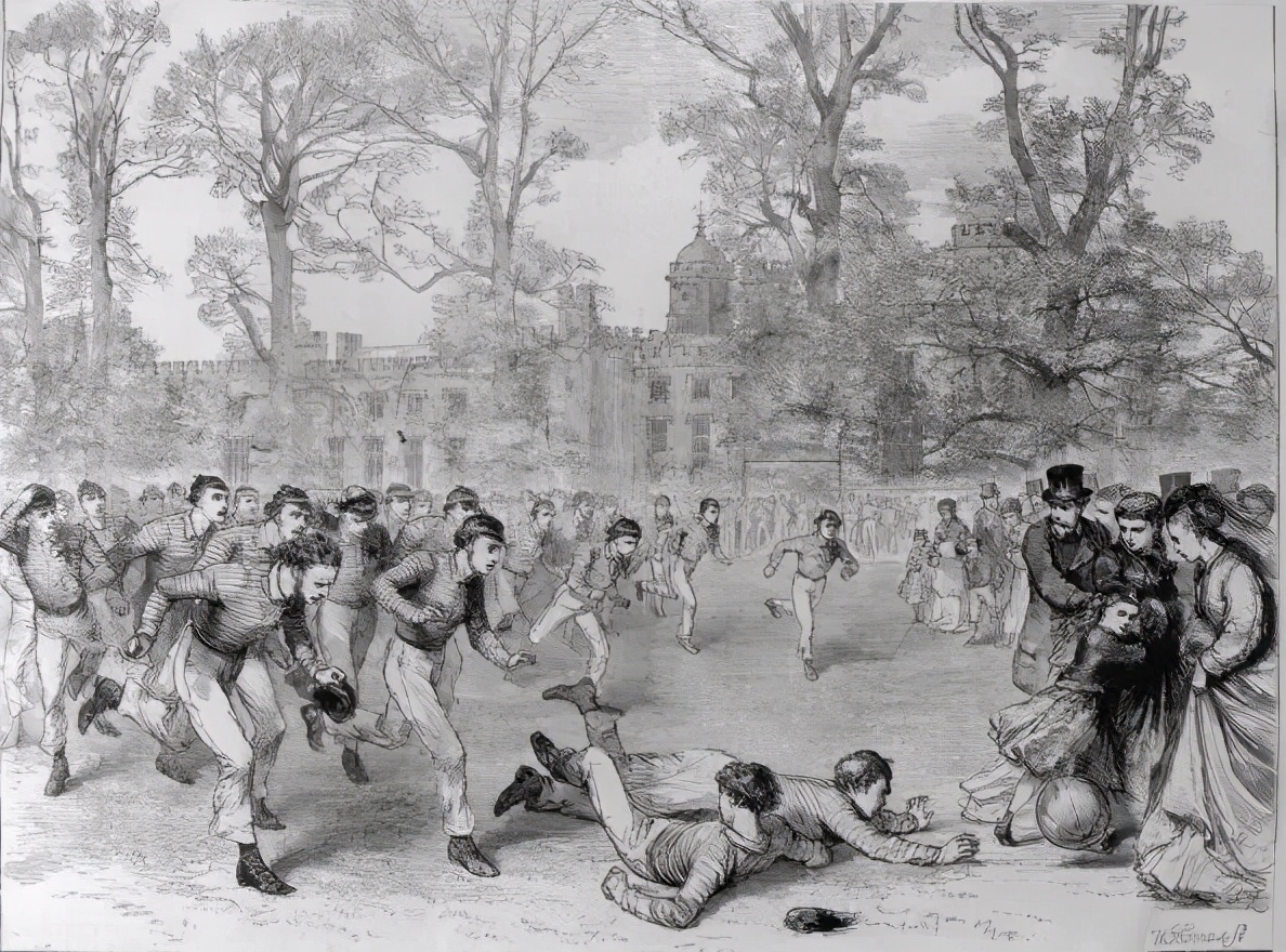 作为一个足球裁判员必须懂得什么,足球裁判的四个成长阶段