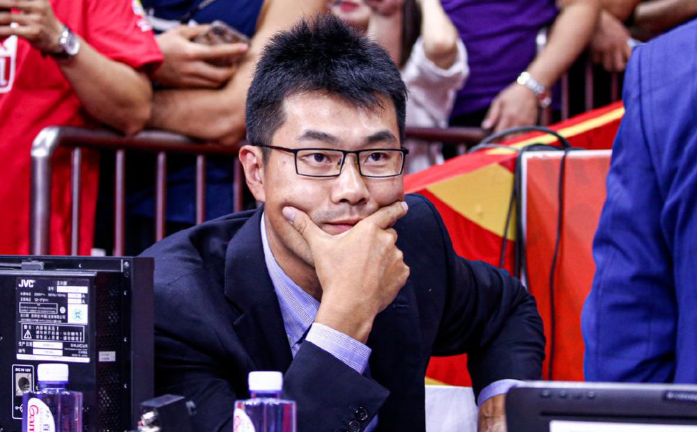 拒绝球衣退役的球员,拒绝球衣退役的人