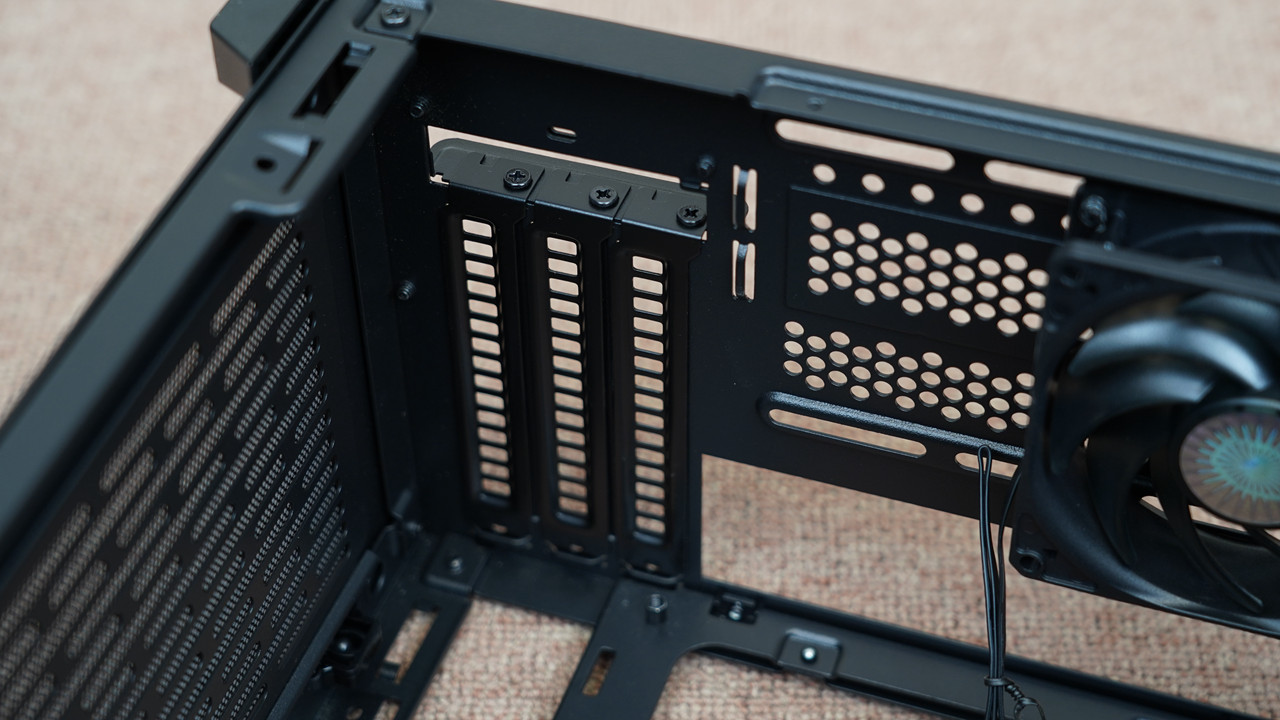 itx三槽显卡机箱,itx机箱能装多大显卡