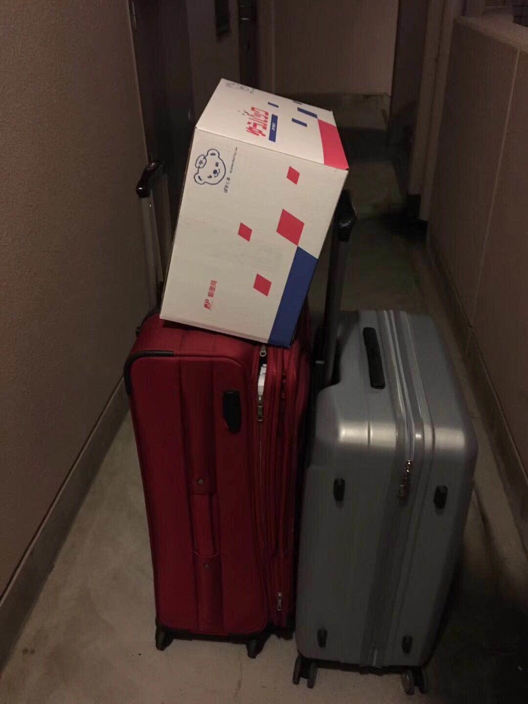 上半场买口罩，下半场求自保：我们在日本打满新冠全场