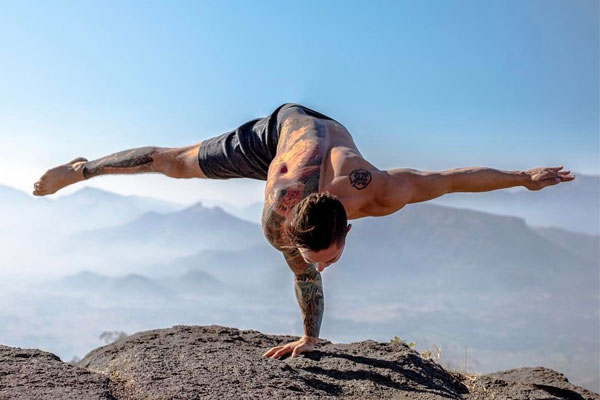 50岁练瑜伽的好处是什么,练瑜伽对乳房结节有好处吗