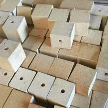 木托盘垫脚的尺寸,木托盘缝隙铺什么省钱