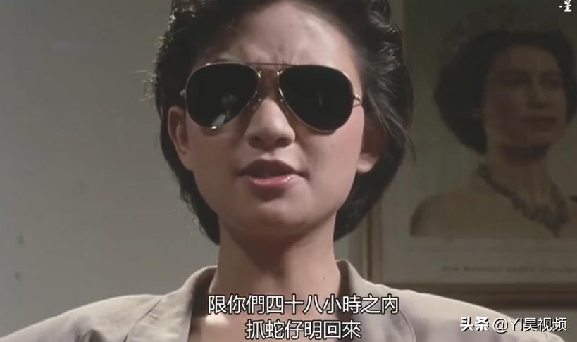 张学友经典喜剧，许冠英搞笑担当，头顶*裤内**斗僵尸《猛鬼差馆》