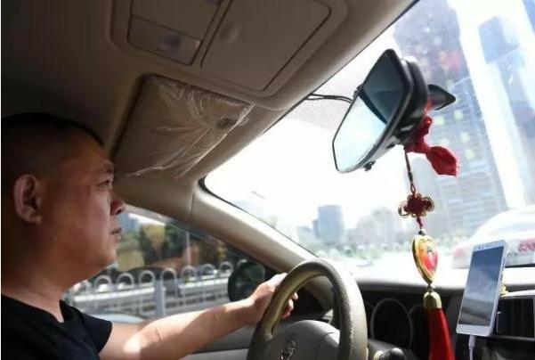 在长沙跑滴滴能挣多少钱一个月,长沙新手跑滴滴一个月能挣多少钱