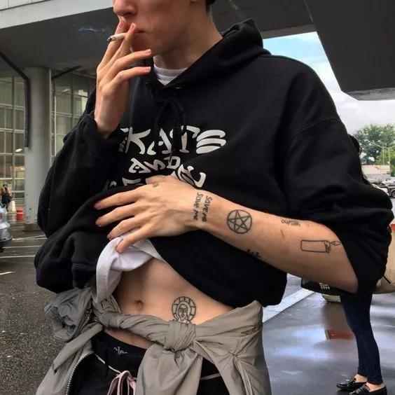 为什么不建议纹身用麻药,纹身为什么禁止用麻药