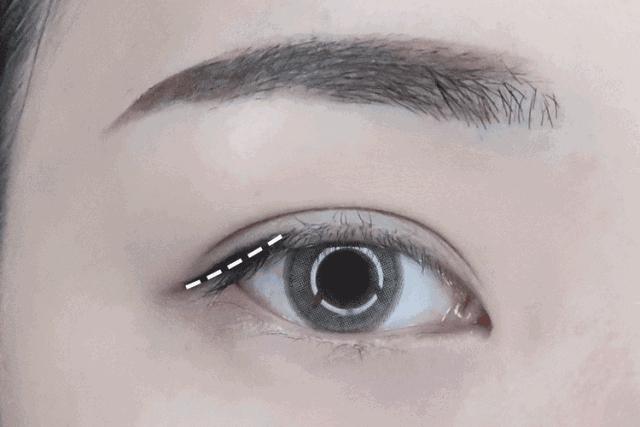 眼线画对眼睛有伤害吗,画眼线显得对眼