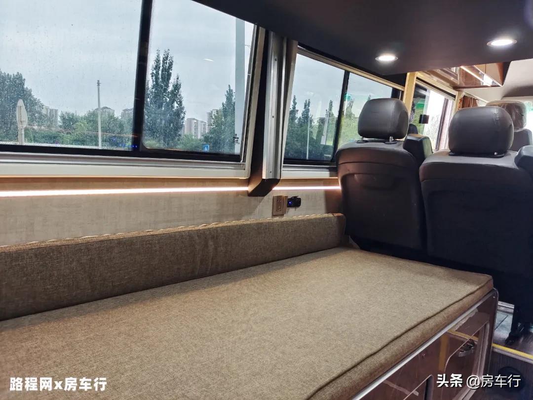 东风四驱挑战者越野房车试驾视频,东风挑战者四驱越野房车