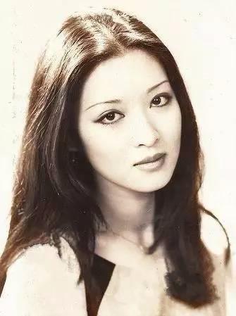 最大的魅力是保持神秘感,如何保持神秘感和魅力