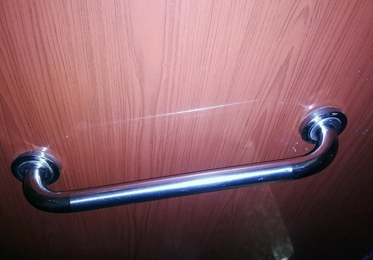 老人家摔了进icu的存活率,摔倒了住进icu了