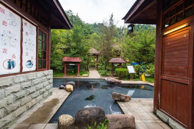 成都花水湾凤栖林温泉酒店介绍,成都田园顶级温泉酒店