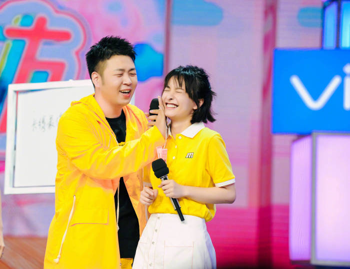 吴昕卖t恤直播回放,吴昕卖衣服被吐槽回放