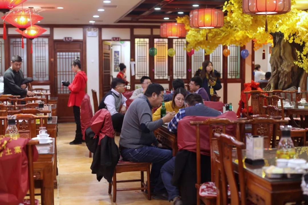 机票不到800元，第2次东北沈阳之旅，1个鸡架配老雪！