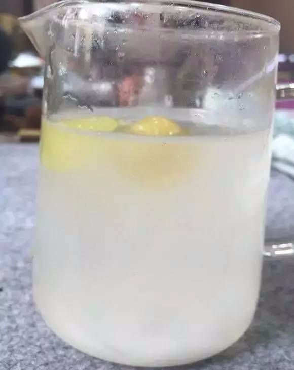 蜜蜡鉴定真假的方法介绍简单易学,蜜蜡裸石真假鉴定图