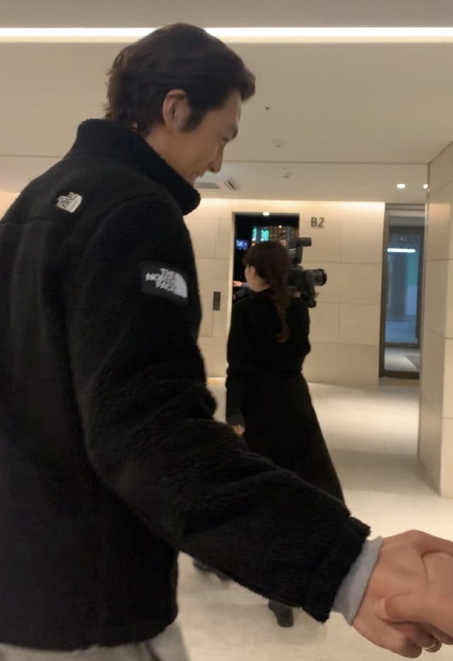 金宇彬康复路拍,金宇彬华丽回归花絮