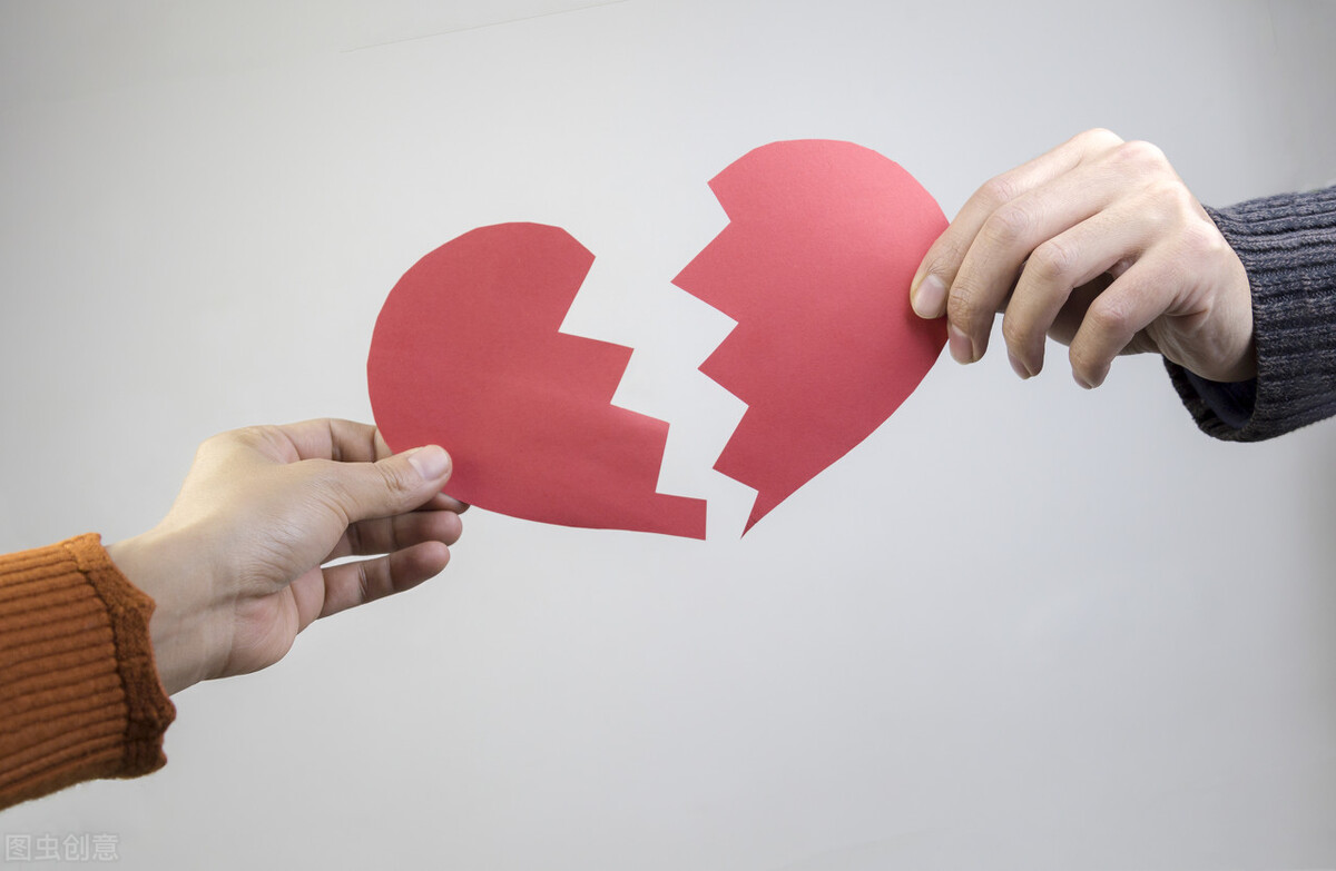 想离婚男方一直拖着还玩失踪,老婆玩失踪想离婚报警能解决什么