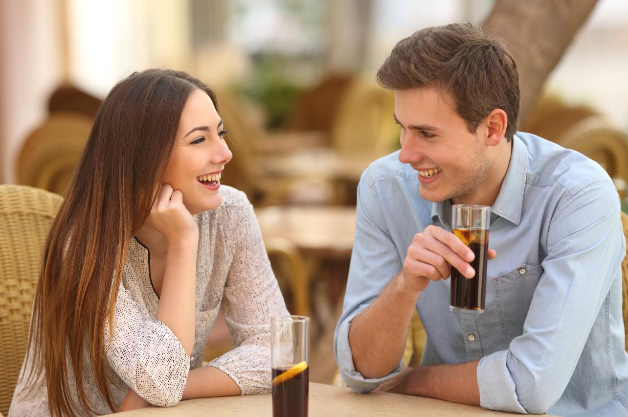 蓝颜可以成为恋人吗,蓝颜红颜争议话题