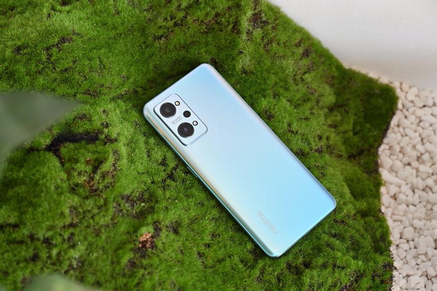 买给父母的5g手机推荐,性价比高的快充千元机推荐